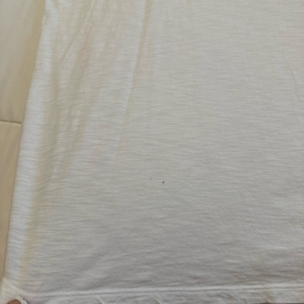 Torrid White Flutter Sleeve Top - size 0x - Picture 8 of 9
